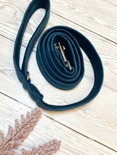 Load image into Gallery viewer, Navy Luxe Velvet Lead