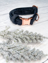 Load image into Gallery viewer, Black Luxe Velvet Collar