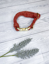 Load image into Gallery viewer, Pomegranate Tweed Collar