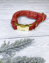 Load image into Gallery viewer, Pomegranate Tweed Collar