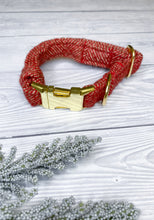 Load image into Gallery viewer, Pomegranate Tweed Collar