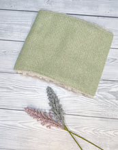 Load image into Gallery viewer, Gooseberry Tweed snood