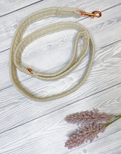 Load image into Gallery viewer, Ginger Tweed Lead