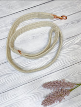 Load image into Gallery viewer, Ginger Tweed Lead