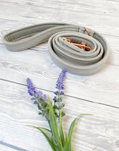 Load image into Gallery viewer, Light Grey Luxe Velvet Lead
