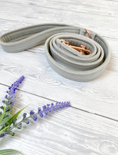 Load image into Gallery viewer, Light Grey Luxe Velvet Lead