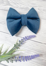 Load image into Gallery viewer, Navy Luxe Velvet Bow Tie