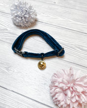 Load image into Gallery viewer, Navy Luxe velvet cat collar
