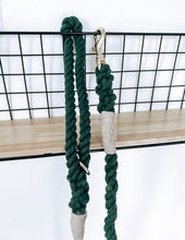 Load image into Gallery viewer, 12mm Green Clip Rope Lead