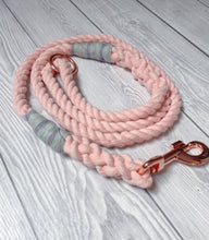 Load image into Gallery viewer, 10mm Pastel Blush Clip Rope Lead