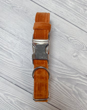 Load image into Gallery viewer, Marmalade Luxe Velvet Collar