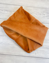 Load image into Gallery viewer, Marmalade Luxe Velvet snood