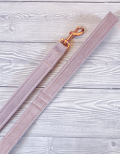 Load image into Gallery viewer, Pastel Pink Luxe Velvet Lead