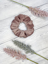 Load image into Gallery viewer, Blush Luxe Velvet Scrunchie
