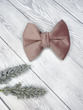 Load image into Gallery viewer, Blush Luxe Velvet Bow Tie
