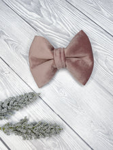 Load image into Gallery viewer, Blush Luxe Velvet Bow Tie
