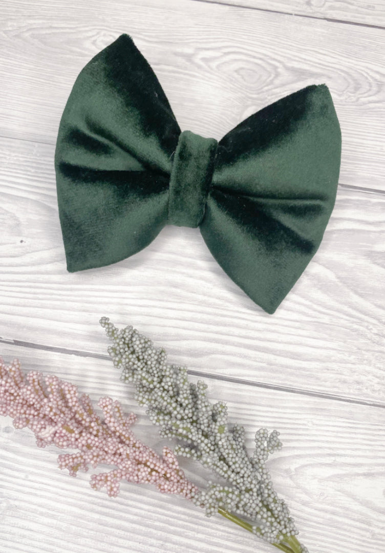 Green Luxe Velvet Bow Tie