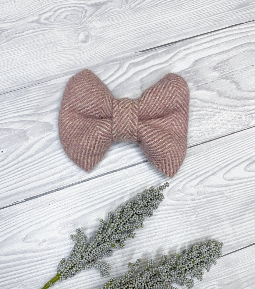 Wisteria Tweed Bow Tie