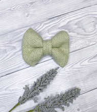 Load image into Gallery viewer, Gooseberry Tweed Bow Tie
