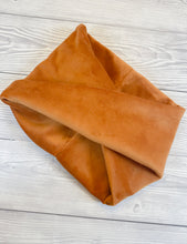 Load image into Gallery viewer, Marmalade Luxe Velvet snood
