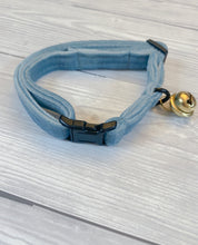 Load image into Gallery viewer, Cerulean Luxe velvet cat collar
