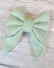 Load image into Gallery viewer, Pistachio Luxe Velvet Sailor Bow
